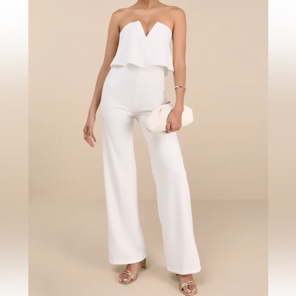 Lulus Power of Love White Strapless Jumpsuit size Large NWT - Picture 1 of 12